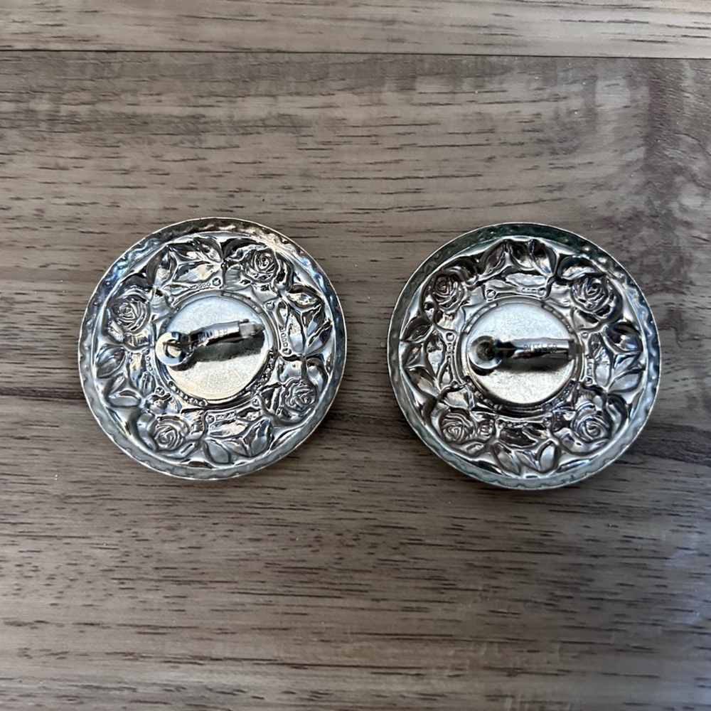 Butler Silvertone floral rose Abalone shell Button pierced ear boho hippie - Picture 4 of 7